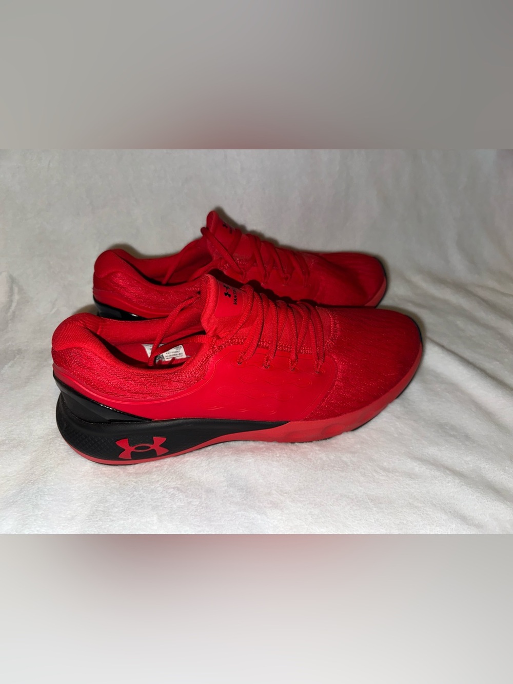 Under Armour Men's Bright Red and Black Athletic Training Shoes